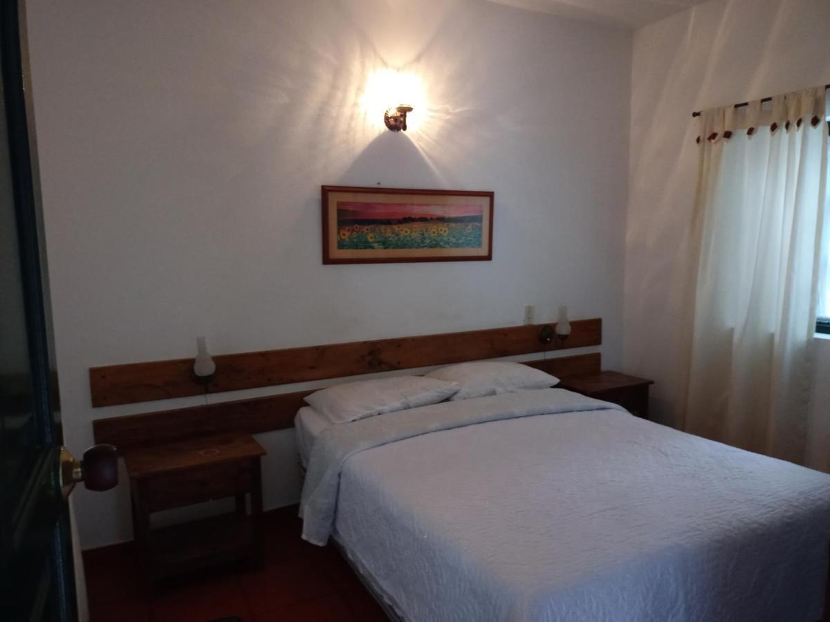 Hospederia La Roca Plaza Principal Bed & Breakfast Boyaca Bagian luar foto