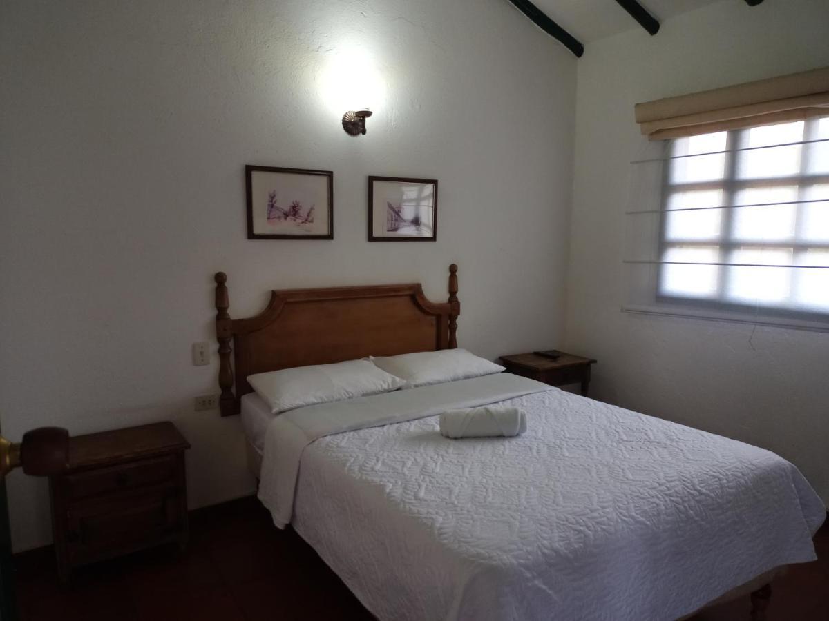 Hospederia La Roca Plaza Principal Bed & Breakfast Boyaca Bagian luar foto