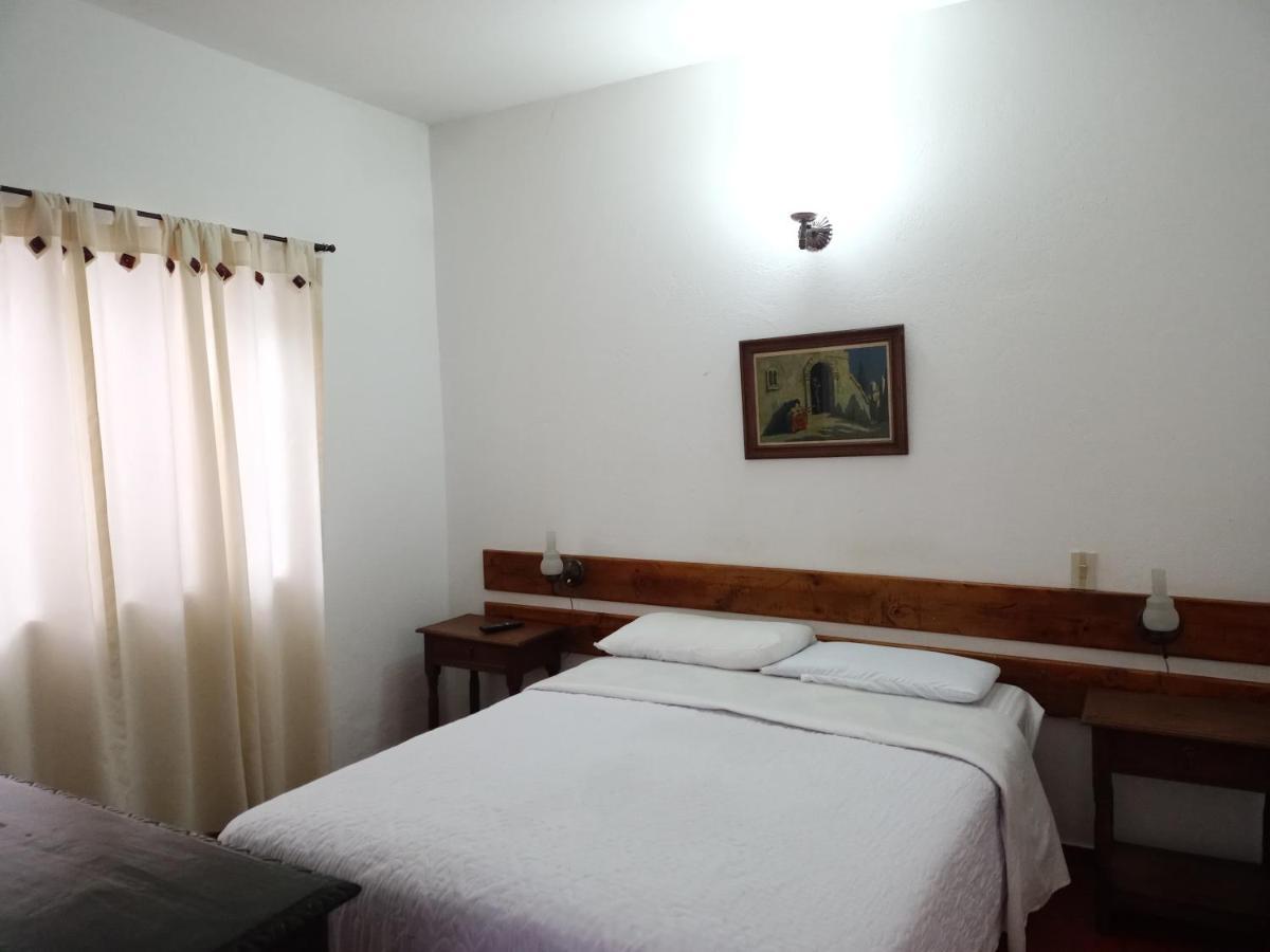Hospederia La Roca Plaza Principal Bed & Breakfast Boyaca Bagian luar foto